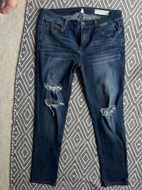 Special A juniors size 13 ankle skinny ripped distressed jeans